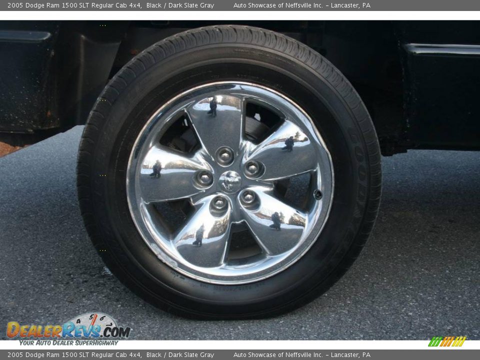 2005 Dodge Ram 1500 SLT Regular Cab 4x4 Black / Dark Slate Gray Photo #9