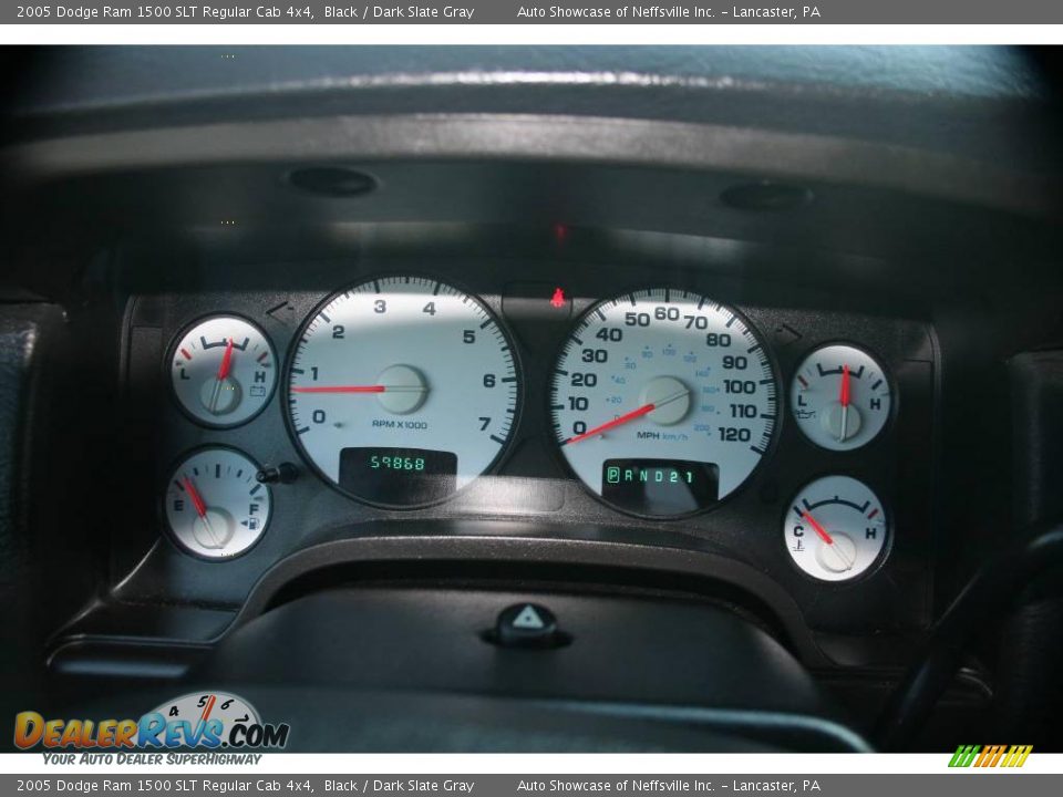 2005 Dodge Ram 1500 SLT Regular Cab 4x4 Black / Dark Slate Gray Photo #17