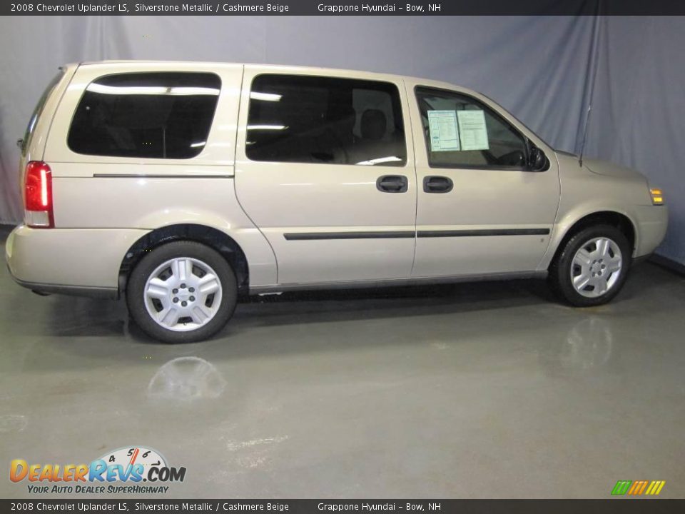 2008 Chevrolet Uplander LS Silverstone Metallic / Cashmere Beige Photo #4