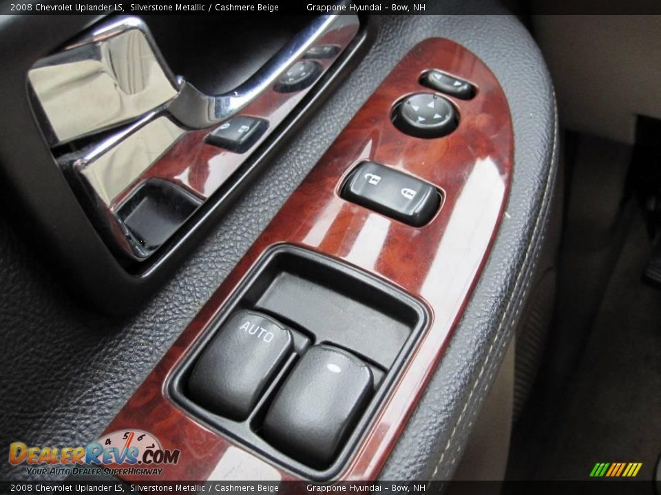 2008 Chevrolet Uplander LS Silverstone Metallic / Cashmere Beige Photo #10
