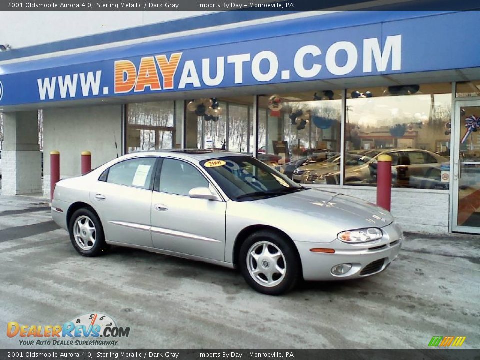 2001 Oldsmobile Aurora 4.0 Sterling Metallic / Dark Gray Photo #1
