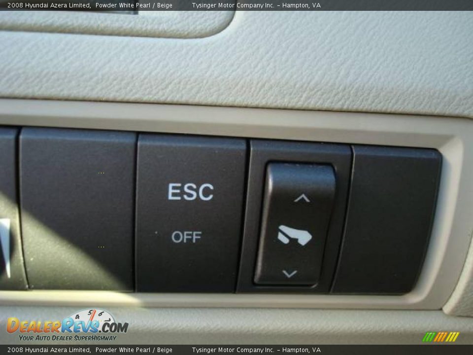 2008 Hyundai Azera Limited Powder White Pearl / Beige Photo #24