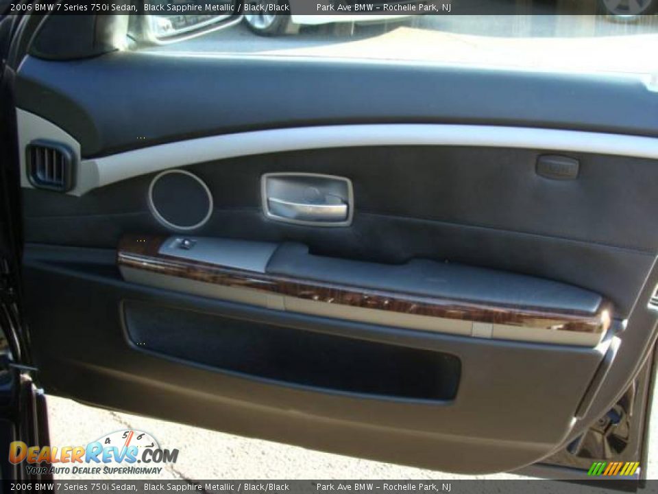 2006 BMW 7 Series 750i Sedan Black Sapphire Metallic / Black/Black Photo #21