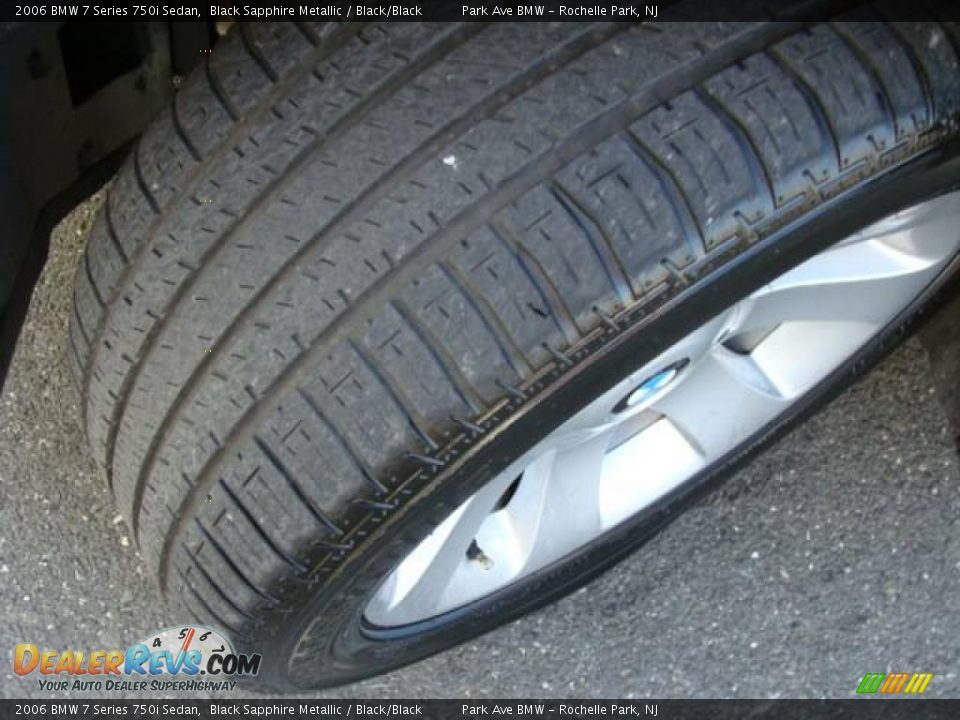 2006 BMW 7 Series 750i Sedan Black Sapphire Metallic / Black/Black Photo #24