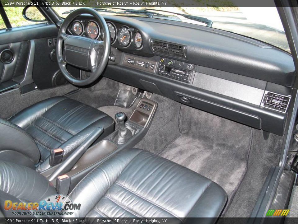 Dashboard of 1994 Porsche 911 Turbo 3.6 Photo #18
