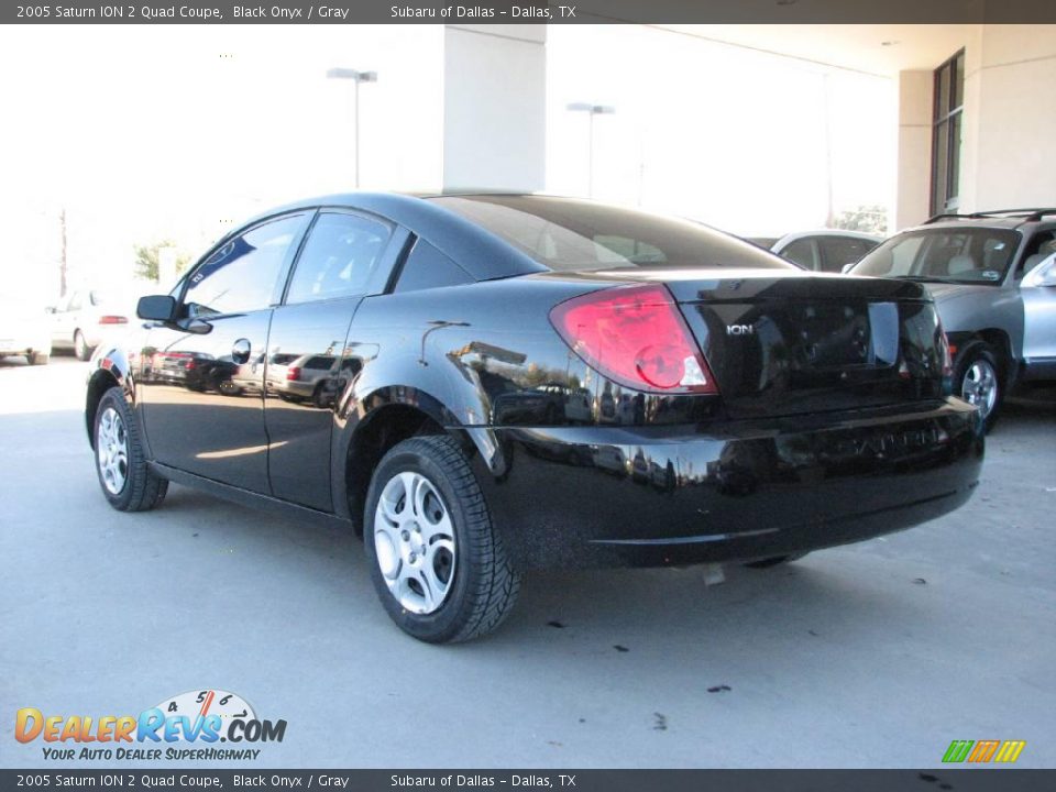 2005 Saturn ION 2 Quad Coupe Black Onyx / Gray Photo #5