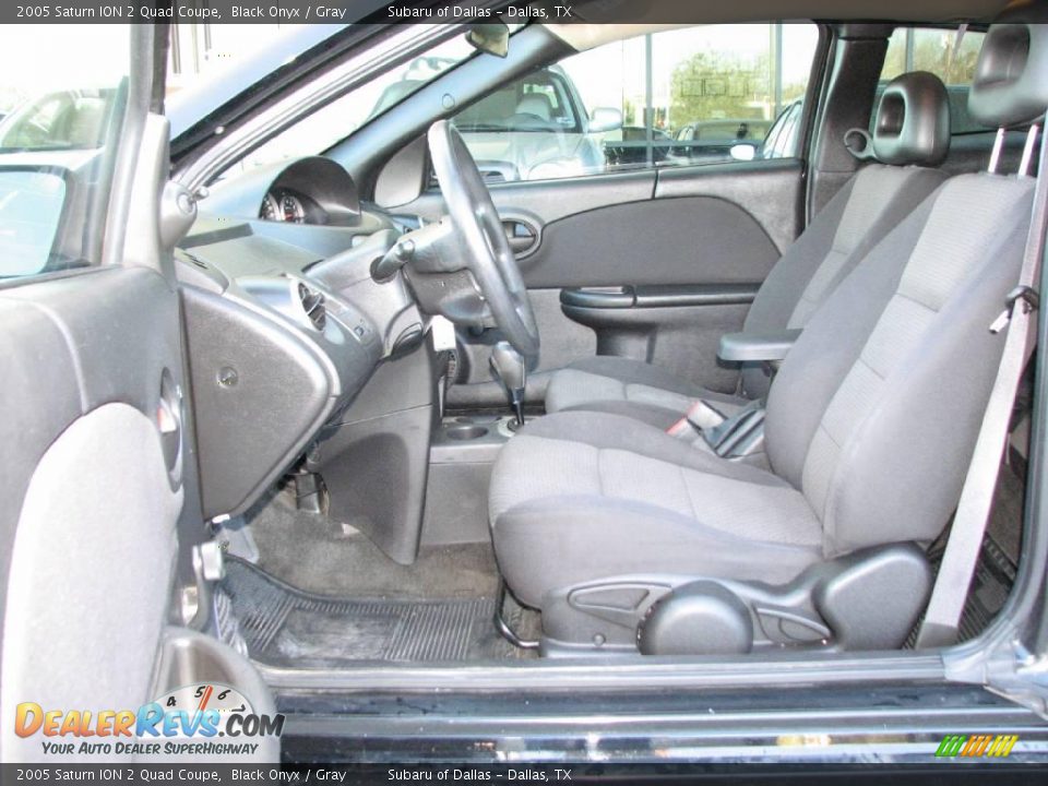 2005 Saturn ION 2 Quad Coupe Black Onyx / Gray Photo #9