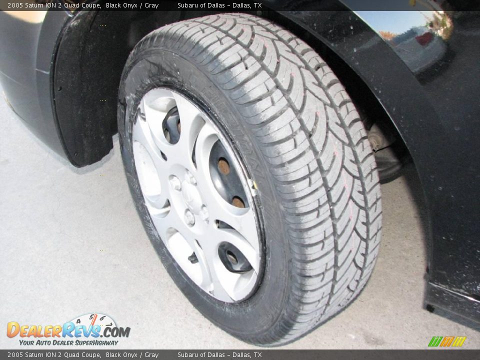 2005 Saturn ION 2 Quad Coupe Black Onyx / Gray Photo #19