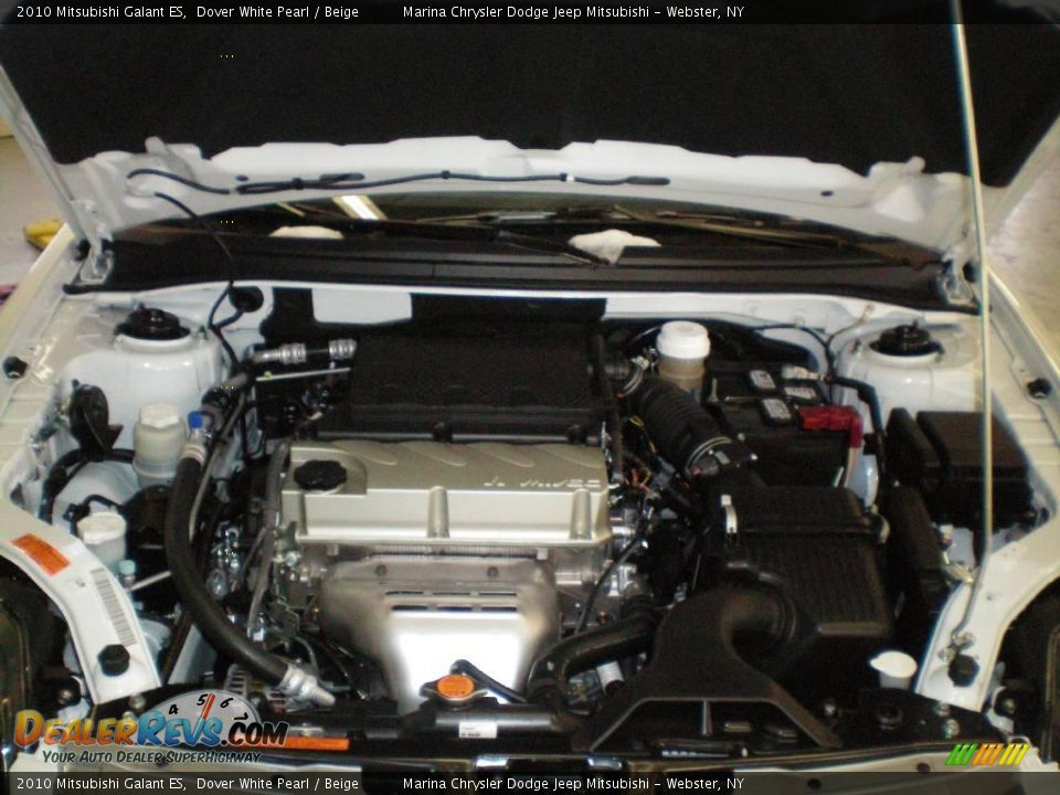 2010 Mitsubishi Galant ES Dover White Pearl / Beige Photo #14