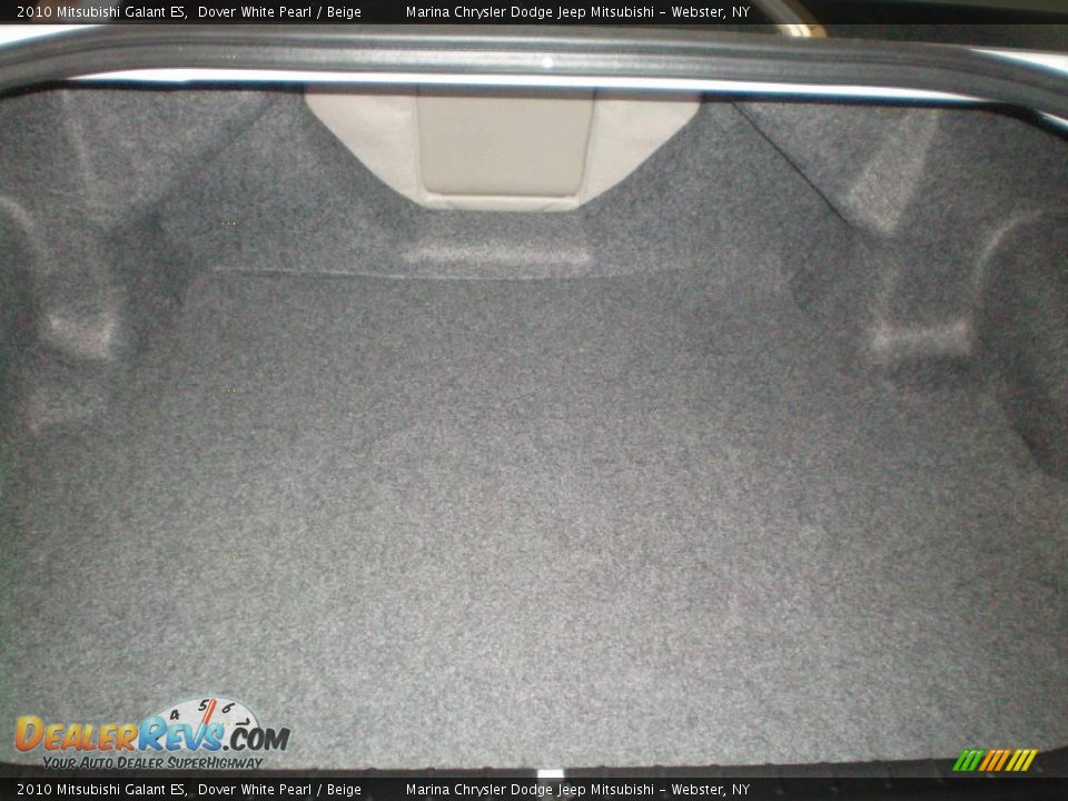 2010 Mitsubishi Galant ES Dover White Pearl / Beige Photo #18