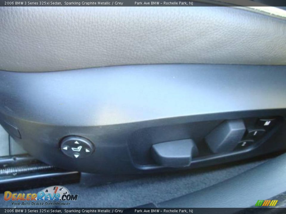 2006 BMW 3 Series 325xi Sedan Sparkling Graphite Metallic / Grey Photo #11