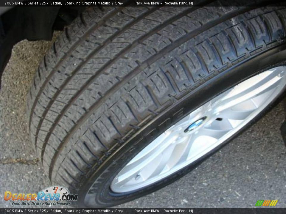 2006 BMW 3 Series 325xi Sedan Sparkling Graphite Metallic / Grey Photo #24