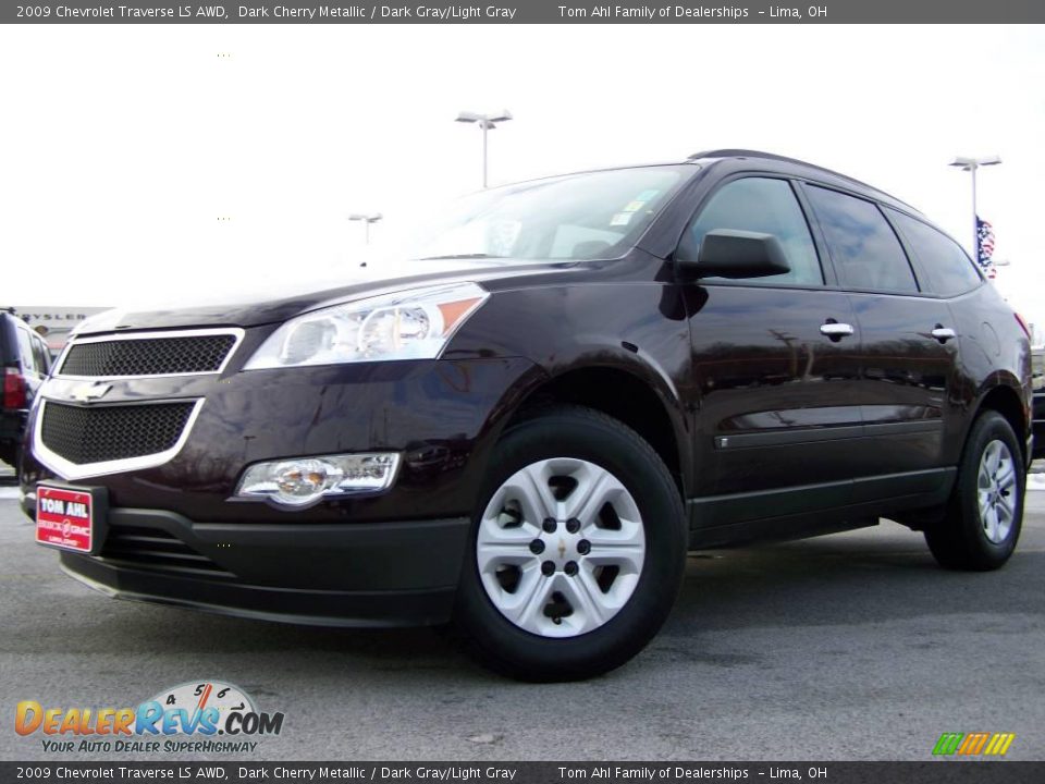 2009 Chevrolet Traverse LS AWD Dark Cherry Metallic / Dark Gray/Light Gray Photo #5