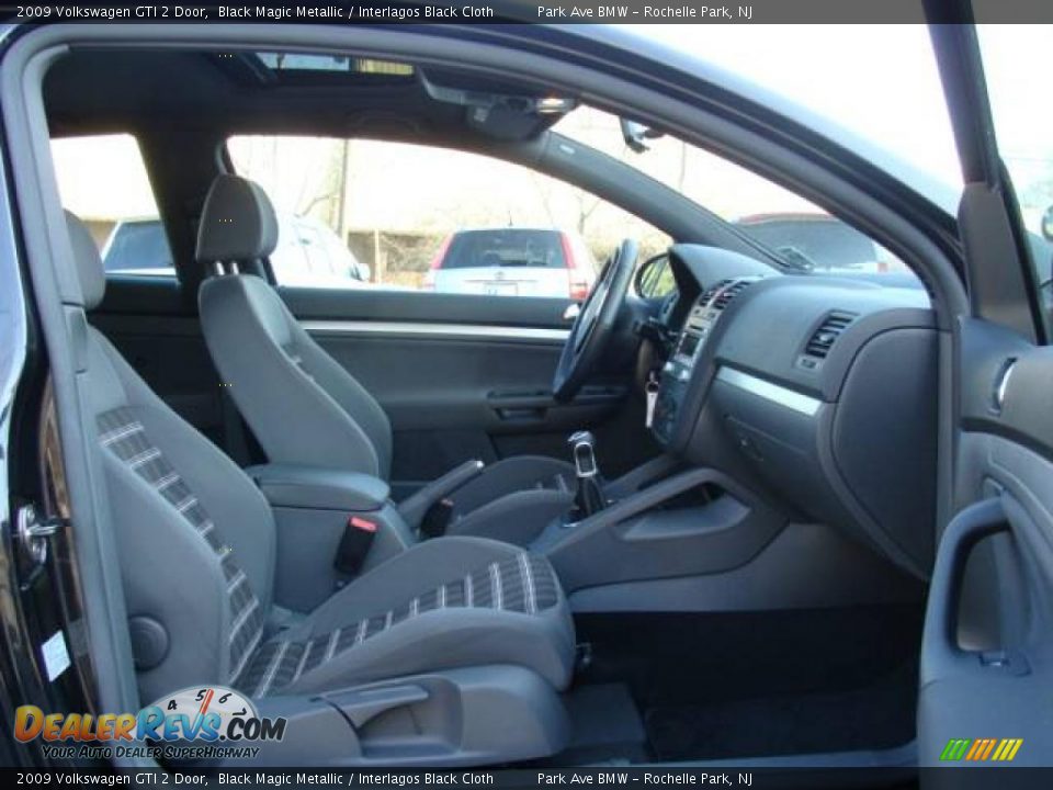 2009 Volkswagen GTI 2 Door Black Magic Metallic / Interlagos Black Cloth Photo #20