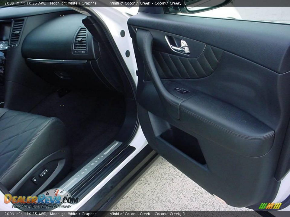 2009 Infiniti FX 35 AWD Moonlight White / Graphite Photo #19