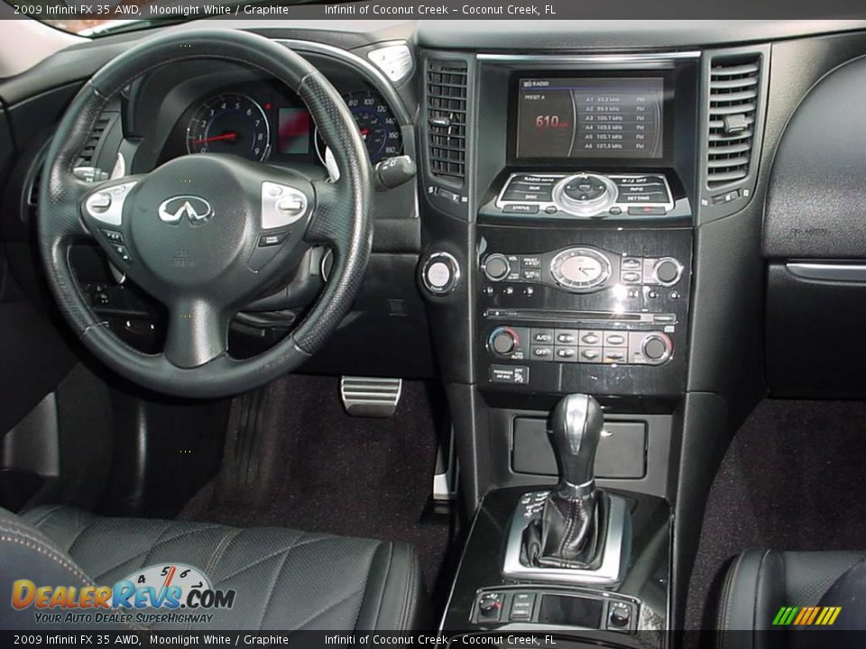 2009 Infiniti FX 35 AWD Moonlight White / Graphite Photo #26