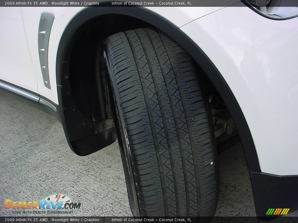 2009 Infiniti FX 35 AWD Moonlight White / Graphite Photo #27