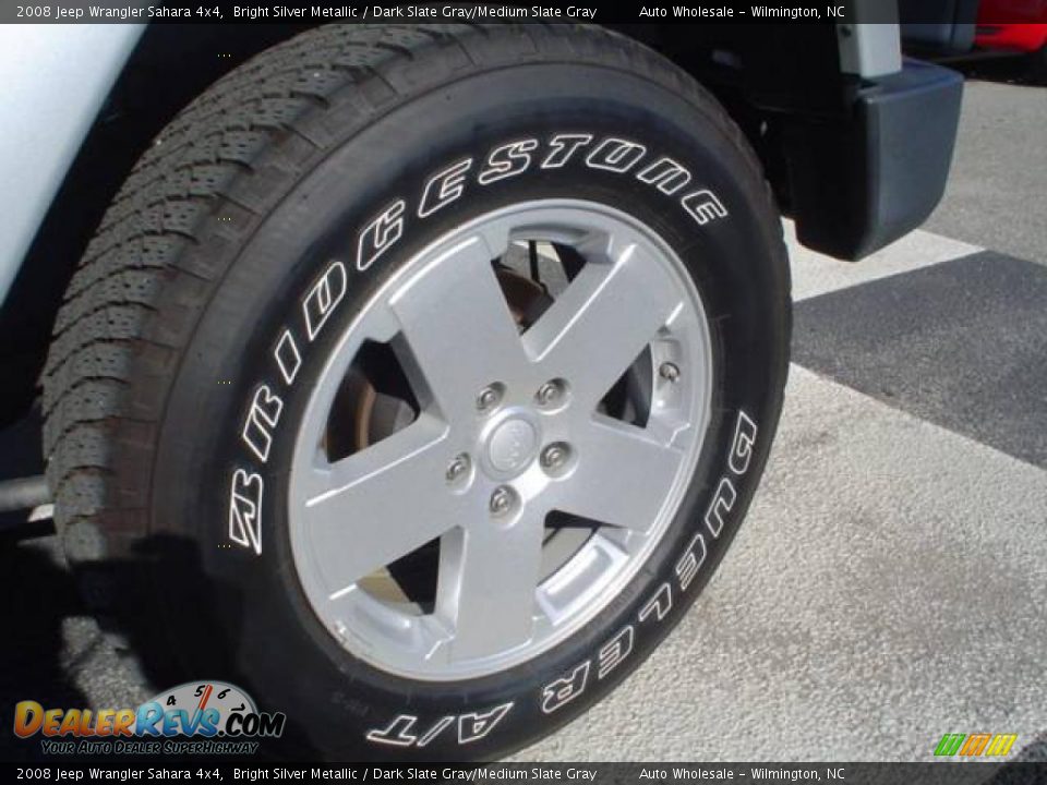 2008 Jeep Wrangler Sahara 4x4 Bright Silver Metallic / Dark Slate Gray/Medium Slate Gray Photo #4