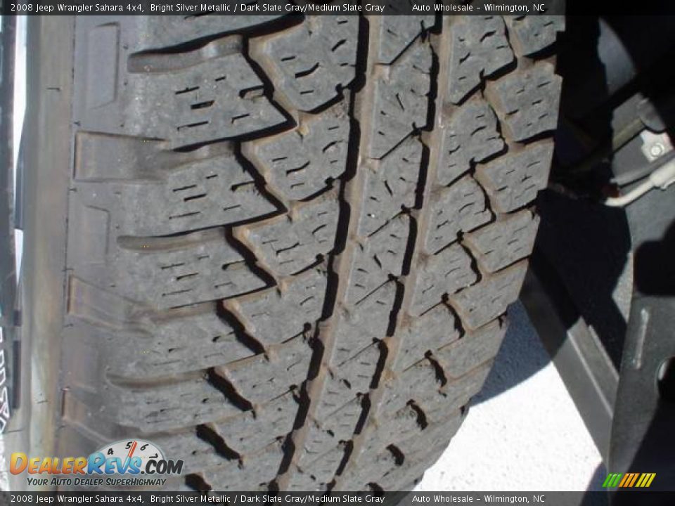 2008 Jeep Wrangler Sahara 4x4 Bright Silver Metallic / Dark Slate Gray/Medium Slate Gray Photo #5