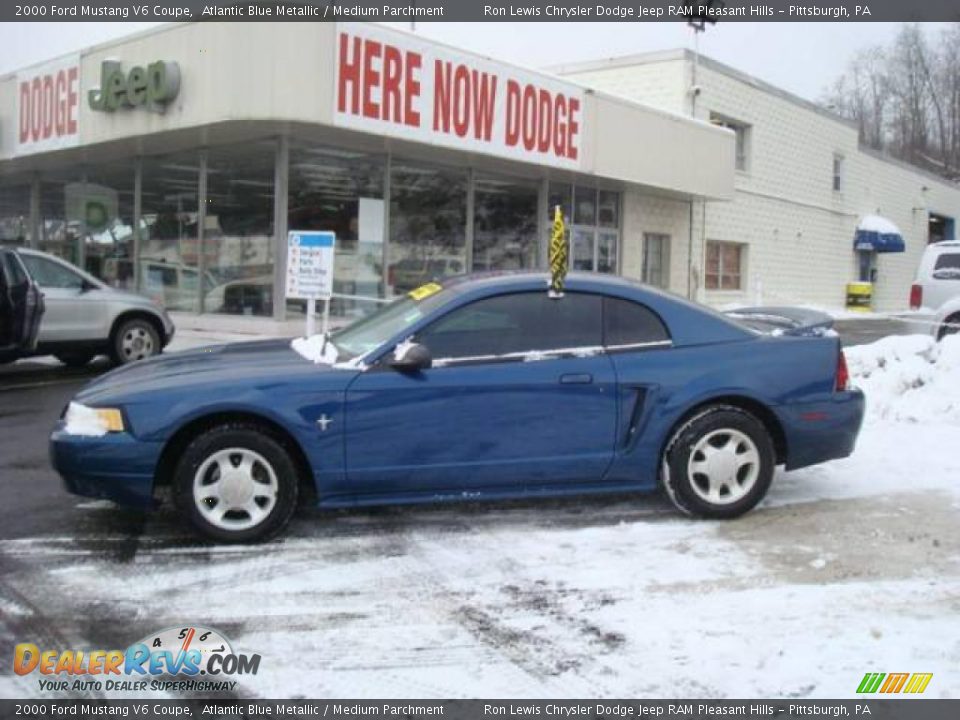2000 Ford Mustang V6 Coupe Atlantic Blue Metallic / Medium Parchment Photo #1