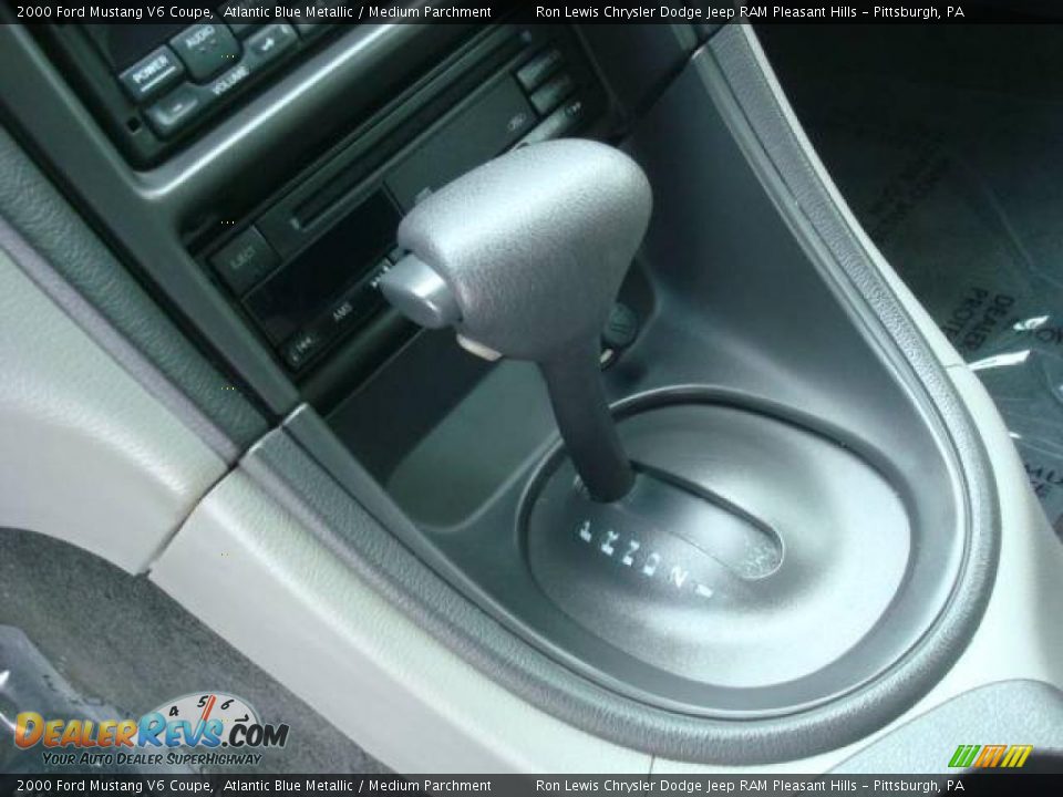 2000 Ford Mustang V6 Coupe Atlantic Blue Metallic / Medium Parchment Photo #22