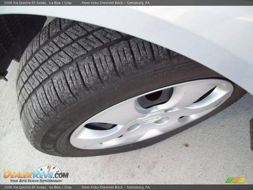 2006 Kia Spectra EX Sedan Ice Blue / Gray Photo #3