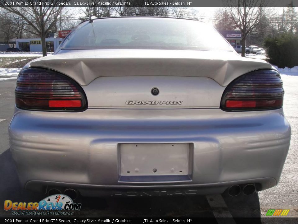 2001 Pontiac Grand Prix GTP Sedan Galaxy Silver Metallic / Graphite Photo #5
