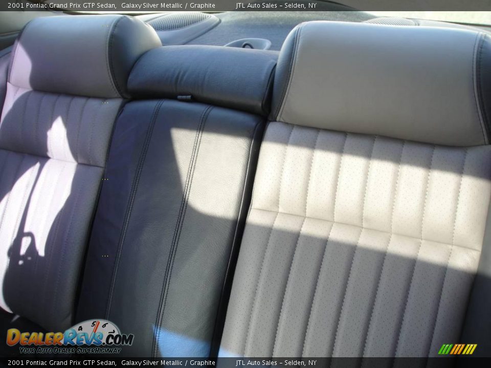 2001 Pontiac Grand Prix GTP Sedan Galaxy Silver Metallic / Graphite Photo #14