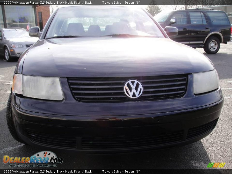 1999 Volkswagen Passat GLS Sedan Black Magic Pearl / Black Photo #2