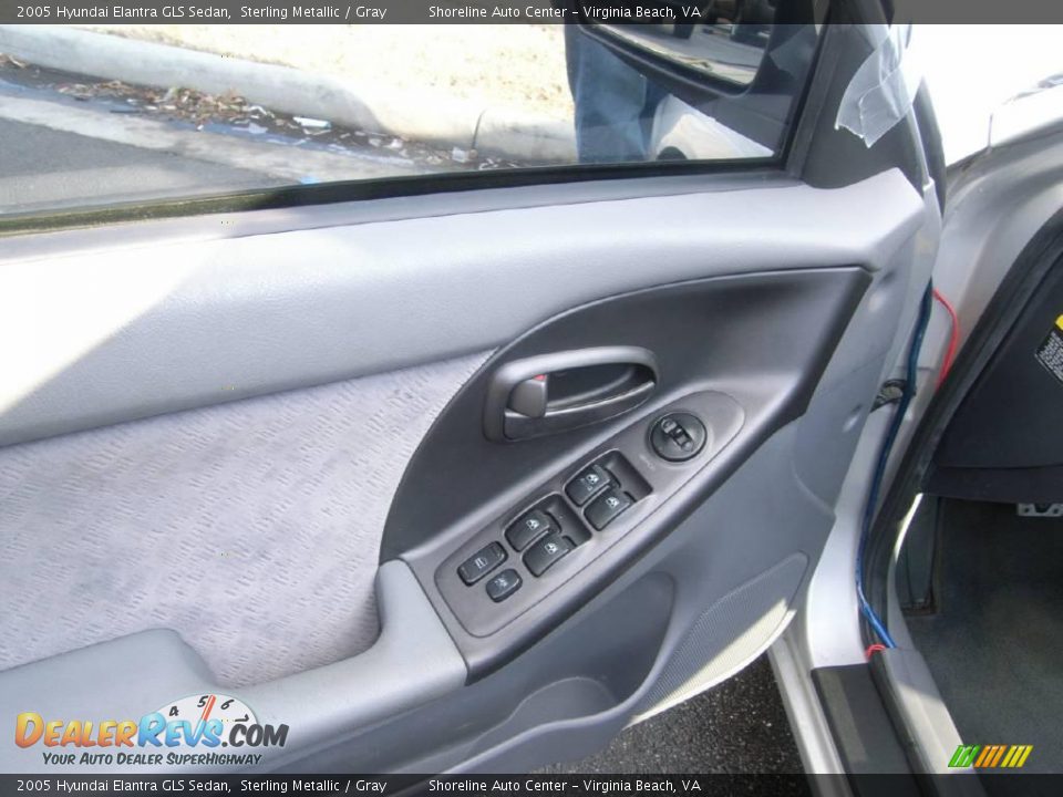 2005 Hyundai Elantra GLS Sedan Sterling Metallic / Gray Photo #9