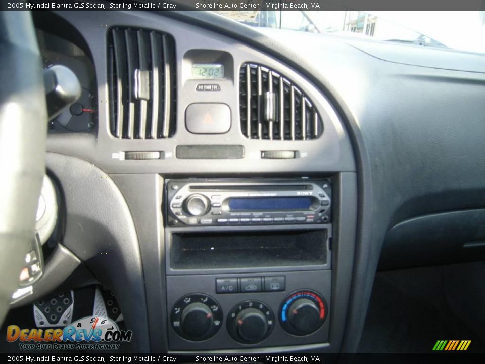 2005 Hyundai Elantra GLS Sedan Sterling Metallic / Gray Photo #11