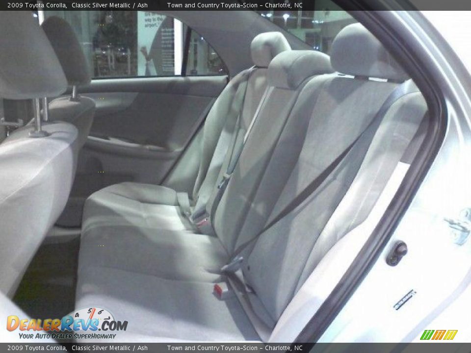 2009 Toyota Corolla Classic Silver Metallic / Ash Photo #7