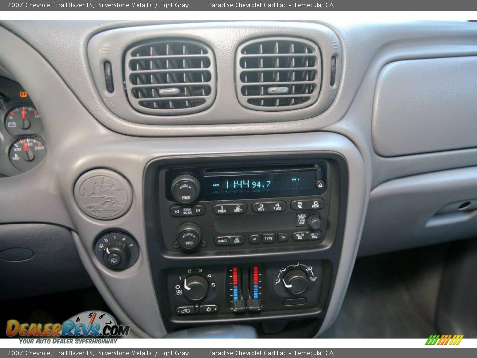 2007 Chevrolet TrailBlazer LS Silverstone Metallic / Light Gray Photo #6