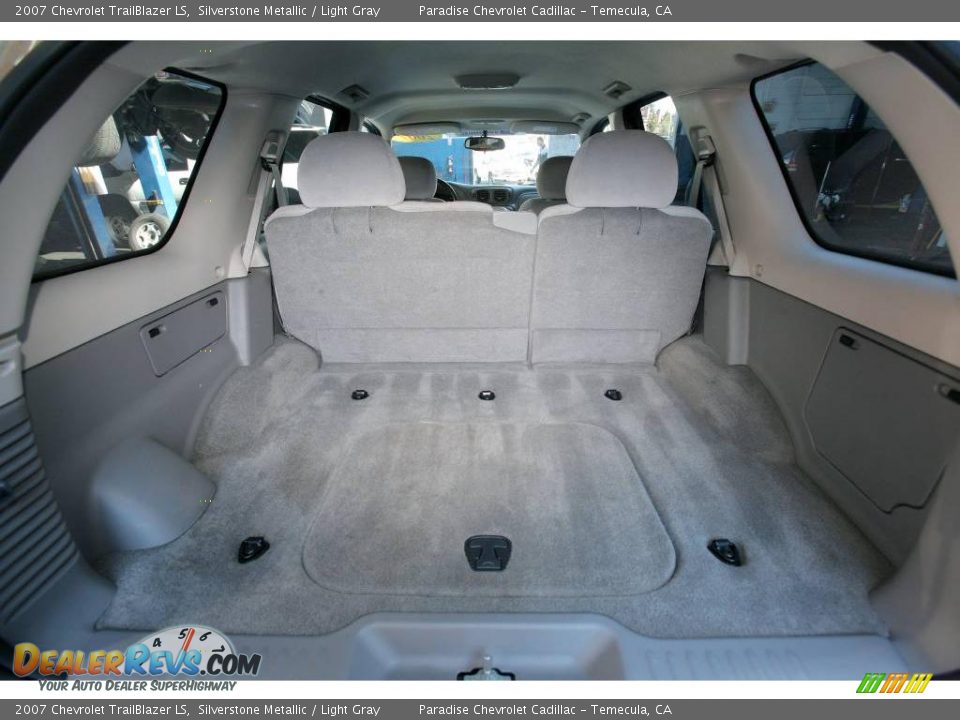 2007 Chevrolet TrailBlazer LS Silverstone Metallic / Light Gray Photo #19