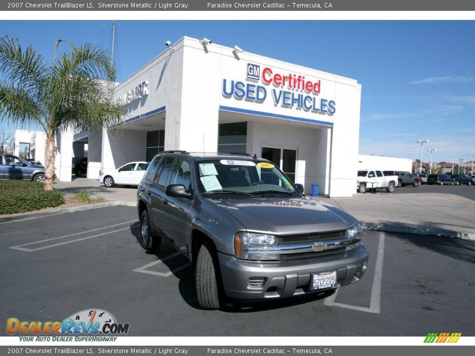 2007 Chevrolet TrailBlazer LS Silverstone Metallic / Light Gray Photo #22