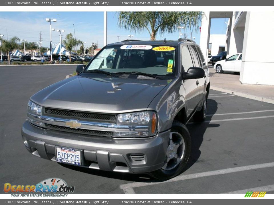 2007 Chevrolet TrailBlazer LS Silverstone Metallic / Light Gray Photo #24