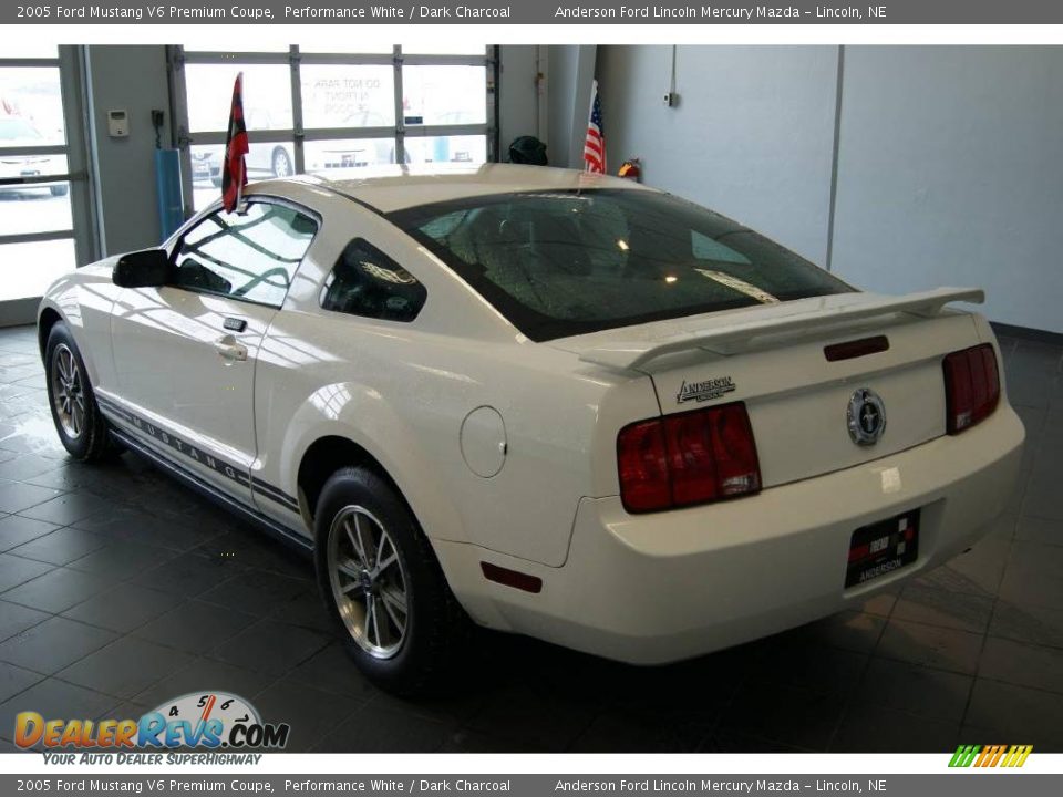 2005 Ford Mustang V6 Premium Coupe Performance White / Dark Charcoal Photo #5