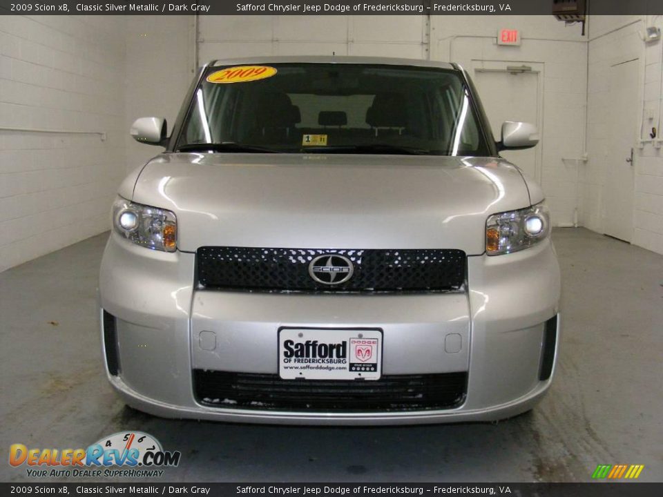 2009 Scion xB Classic Silver Metallic / Dark Gray Photo #2