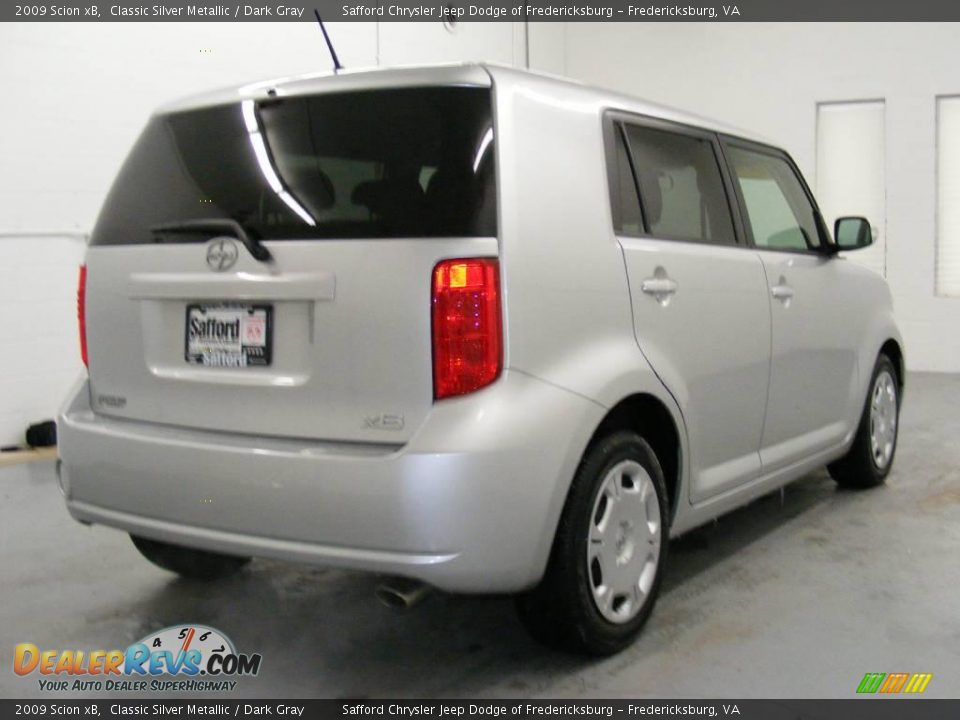 2009 Scion xB Classic Silver Metallic / Dark Gray Photo #4