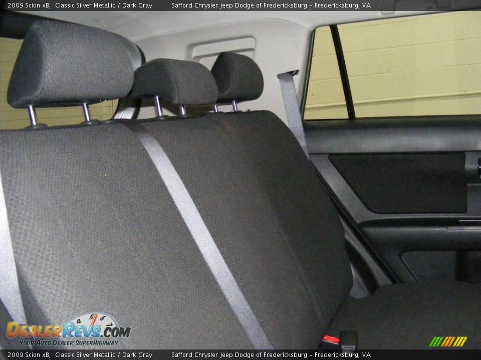 2009 Scion xB Classic Silver Metallic / Dark Gray Photo #23