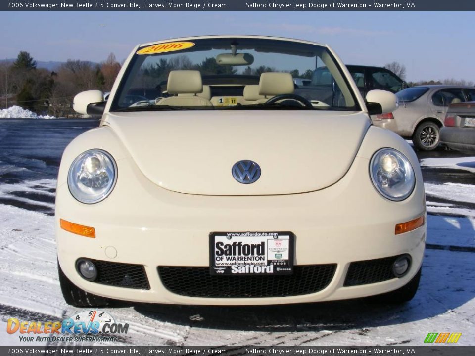 2006 Volkswagen New Beetle 2.5 Convertible Harvest Moon Beige / Cream Photo #2