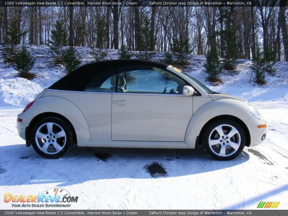 2006 Volkswagen New Beetle 2.5 Convertible Harvest Moon Beige / Cream Photo #9