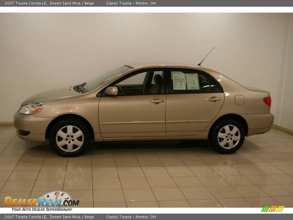 2007 Toyota Corolla LE Desert Sand Mica / Beige Photo #4