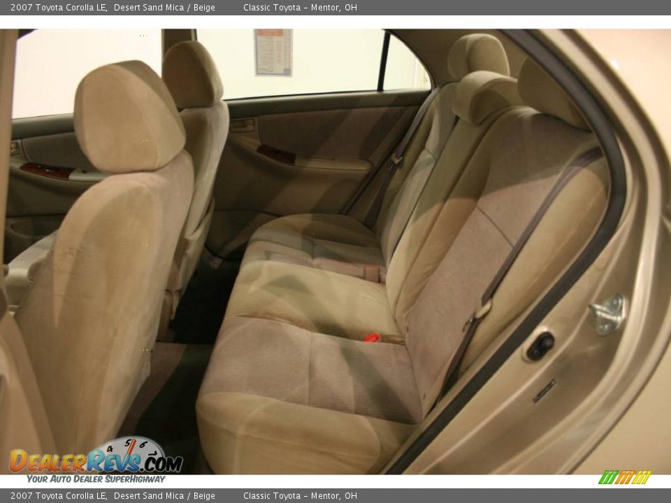 2007 Toyota Corolla LE Desert Sand Mica / Beige Photo #17