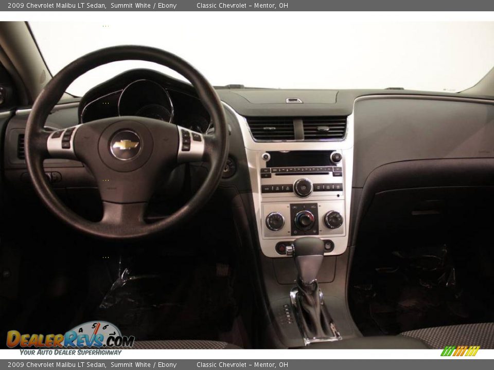 2009 Chevrolet Malibu LT Sedan Summit White / Ebony Photo #17