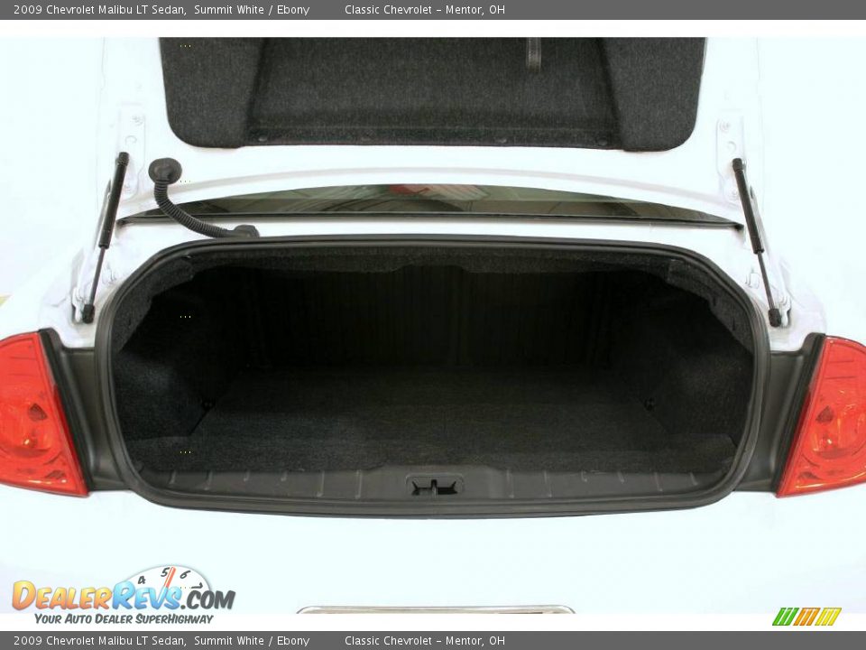2009 Chevrolet Malibu LT Sedan Summit White / Ebony Photo #18