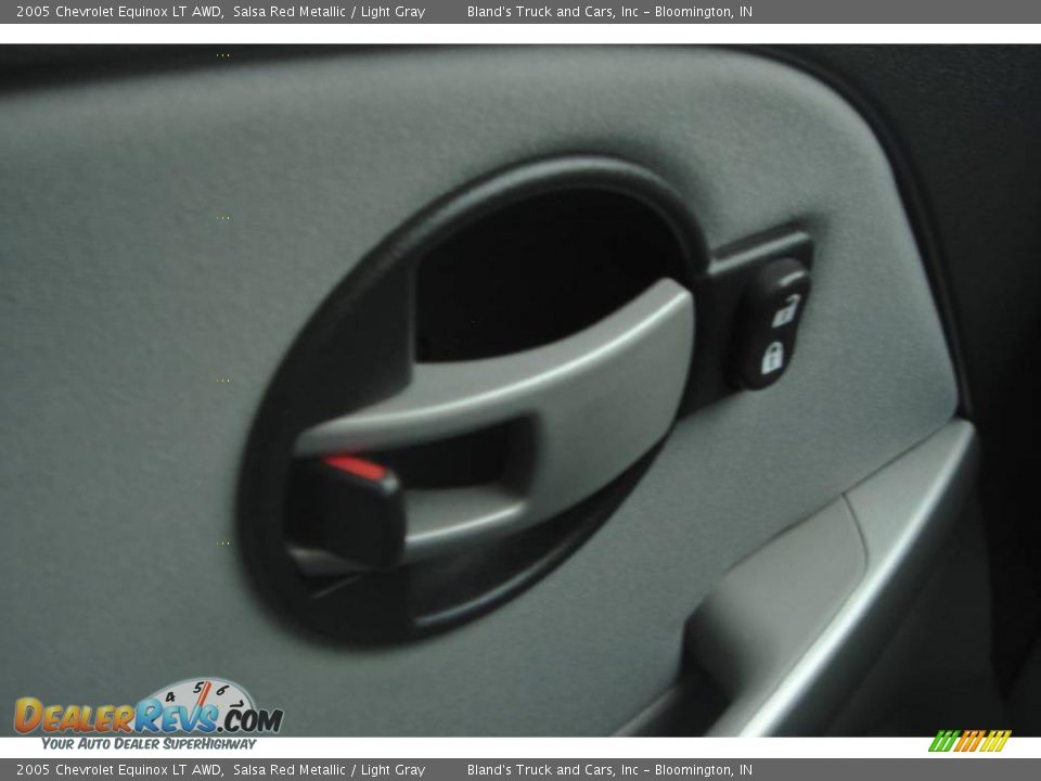 2005 Chevrolet Equinox LT AWD Salsa Red Metallic / Light Gray Photo #21