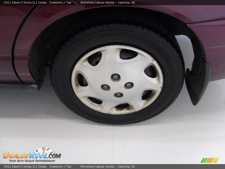 2001 Saturn S Series SL1 Sedan Cranberry / Tan Photo #28