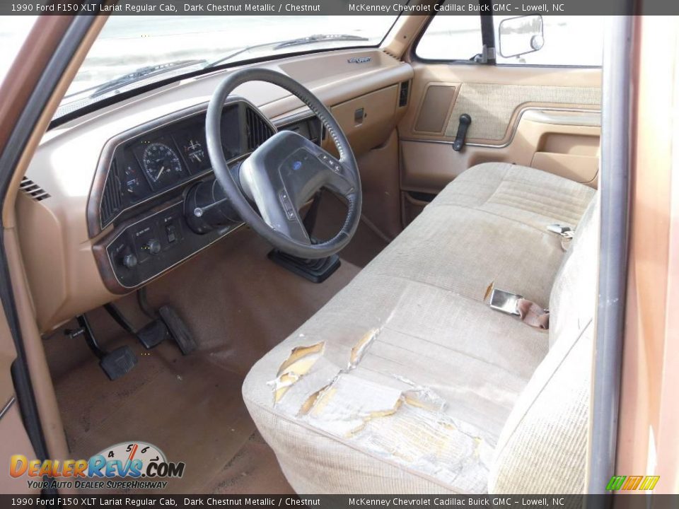 Chestnut Interior - 1990 Ford F150 XLT Lariat Regular Cab Photo #22