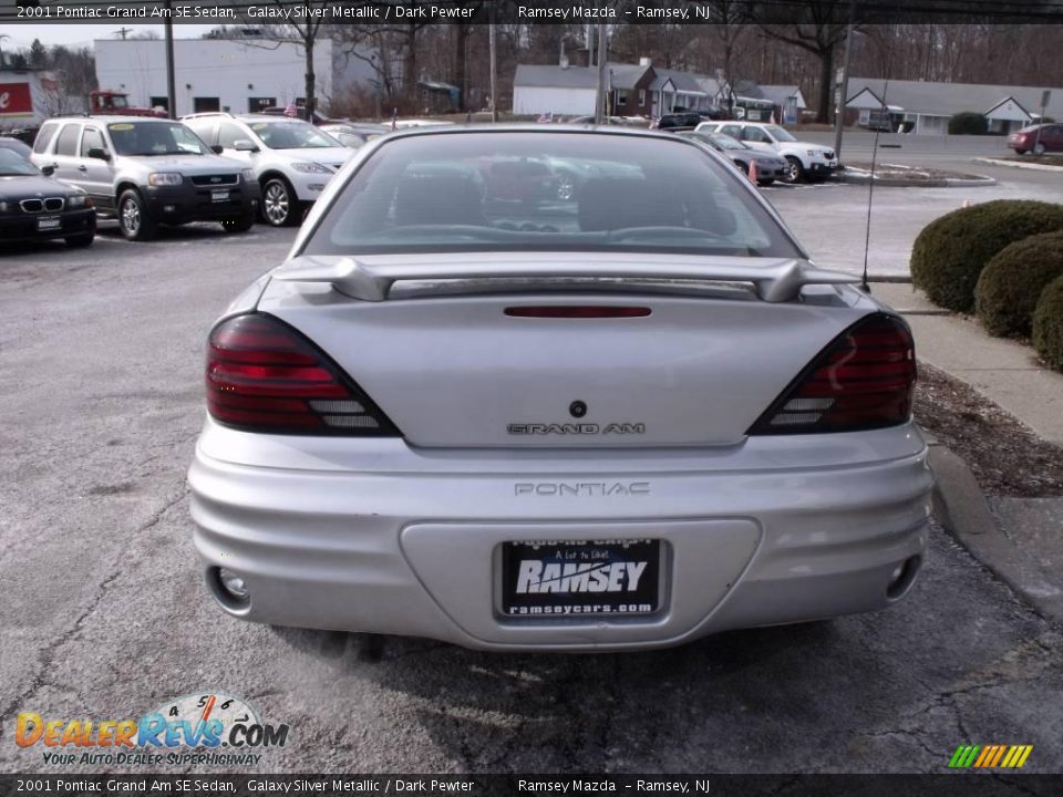 2001 Pontiac Grand Am SE Sedan Galaxy Silver Metallic / Dark Pewter Photo #6